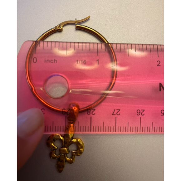 Gold Hoop Earrings with Fleur de Lis Hammered Gold Charms - Picture 4 of 4
